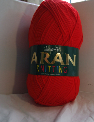 100% Acrylic Aran Yarn x2 400g Balls Red - Click Image to Close